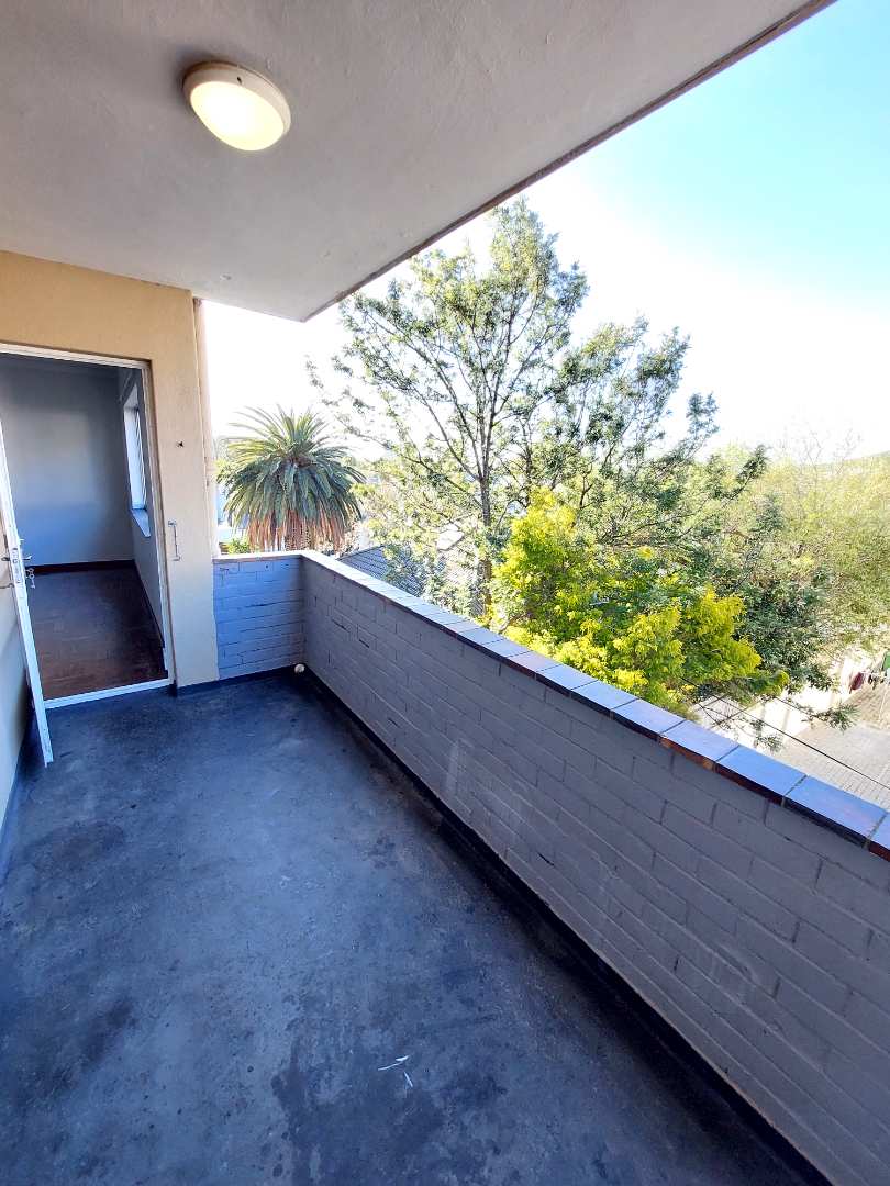 To Let 2 Bedroom Property for Rent in Tamboerskloof Western Cape